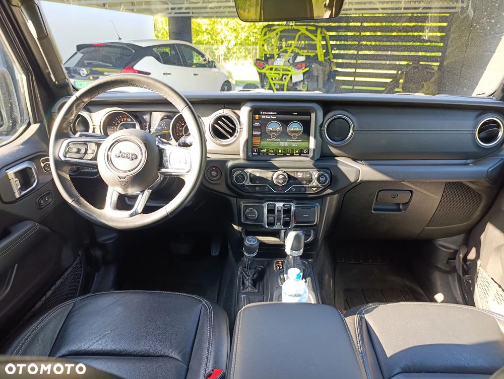 Jeep Wrangler 3.6 Unlim Sahara - 8