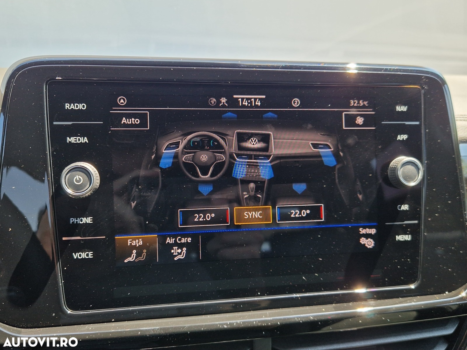 Volkswagen T-ROC 1.5 TSI DSG Style - 28