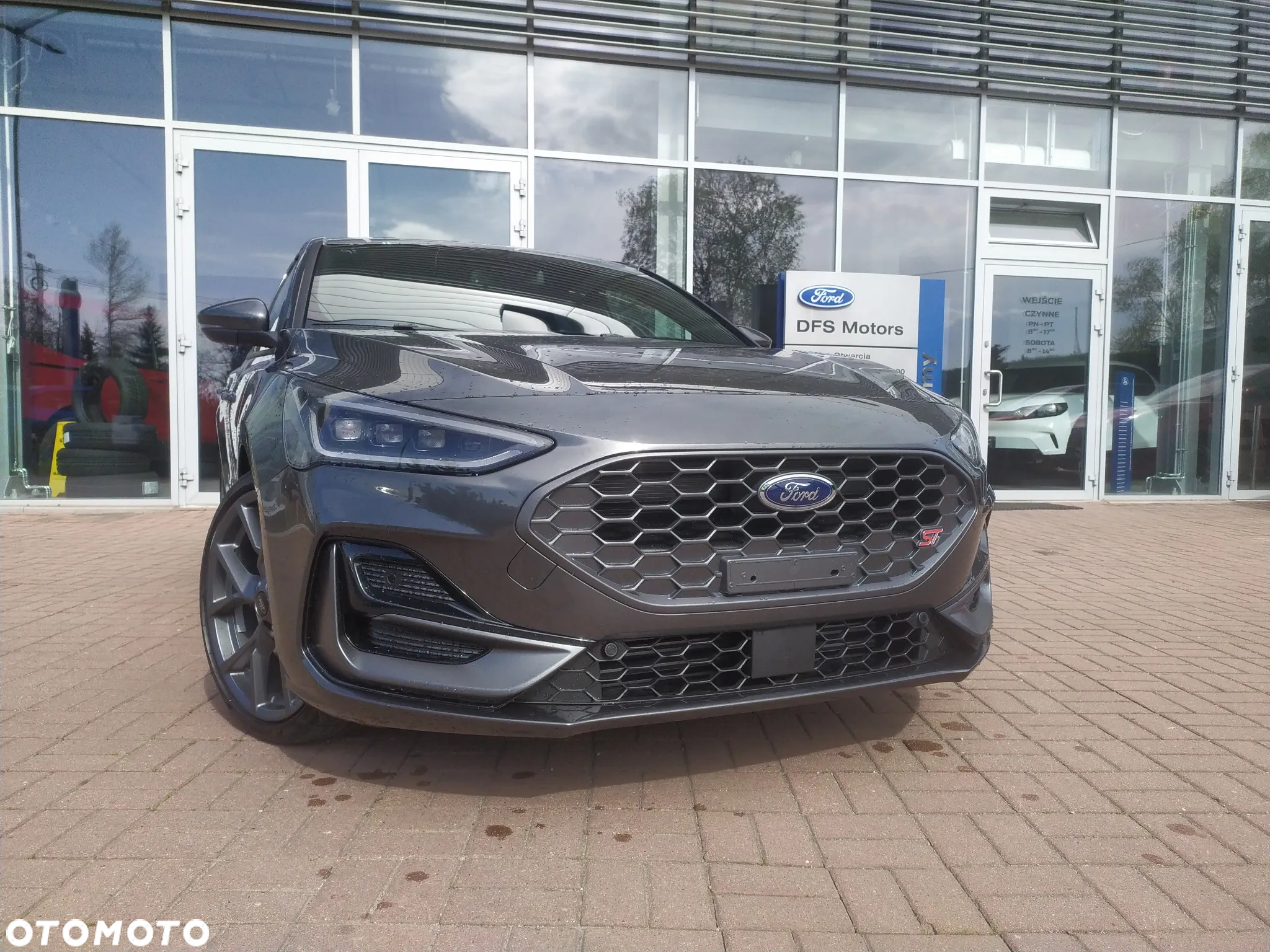 Ford Focus 2.3 EcoBoost ST X - 4