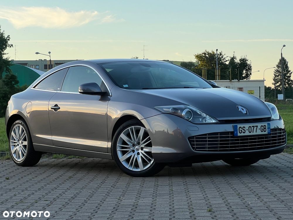 Renault Laguna dCi 180 FAP GT - 33
