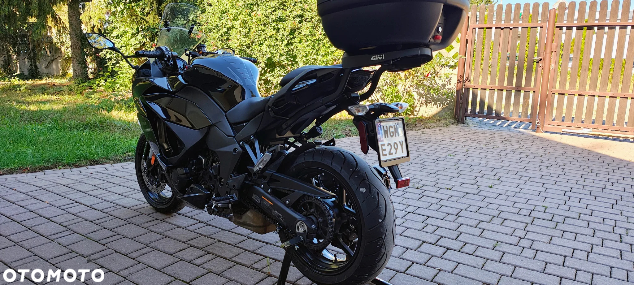 Kawasaki Ninja 1000 SX - 5