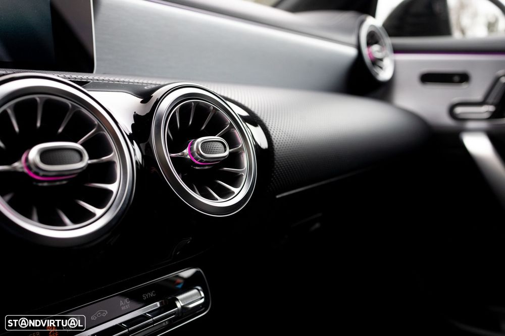 Mercedes-Benz A 200 AMG Line Aut. - 12