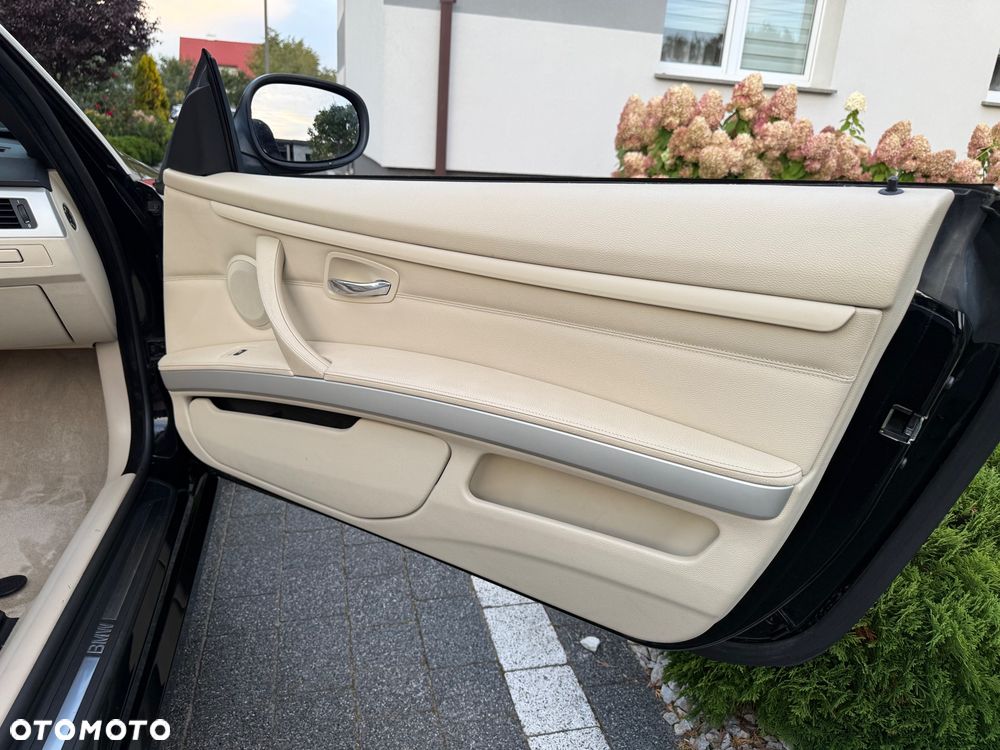 BMW Seria 3 320d DPF Edition Exclusive - 22