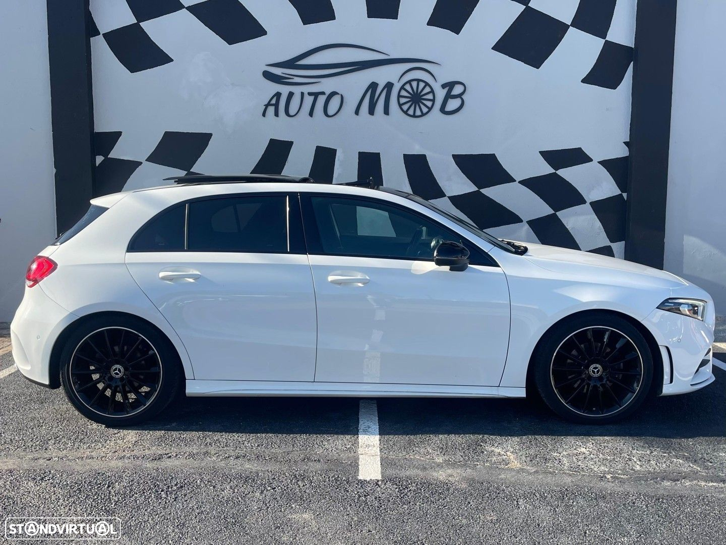Mercedes-Benz A 180 7G-DCT AMG Line Advanced - 4