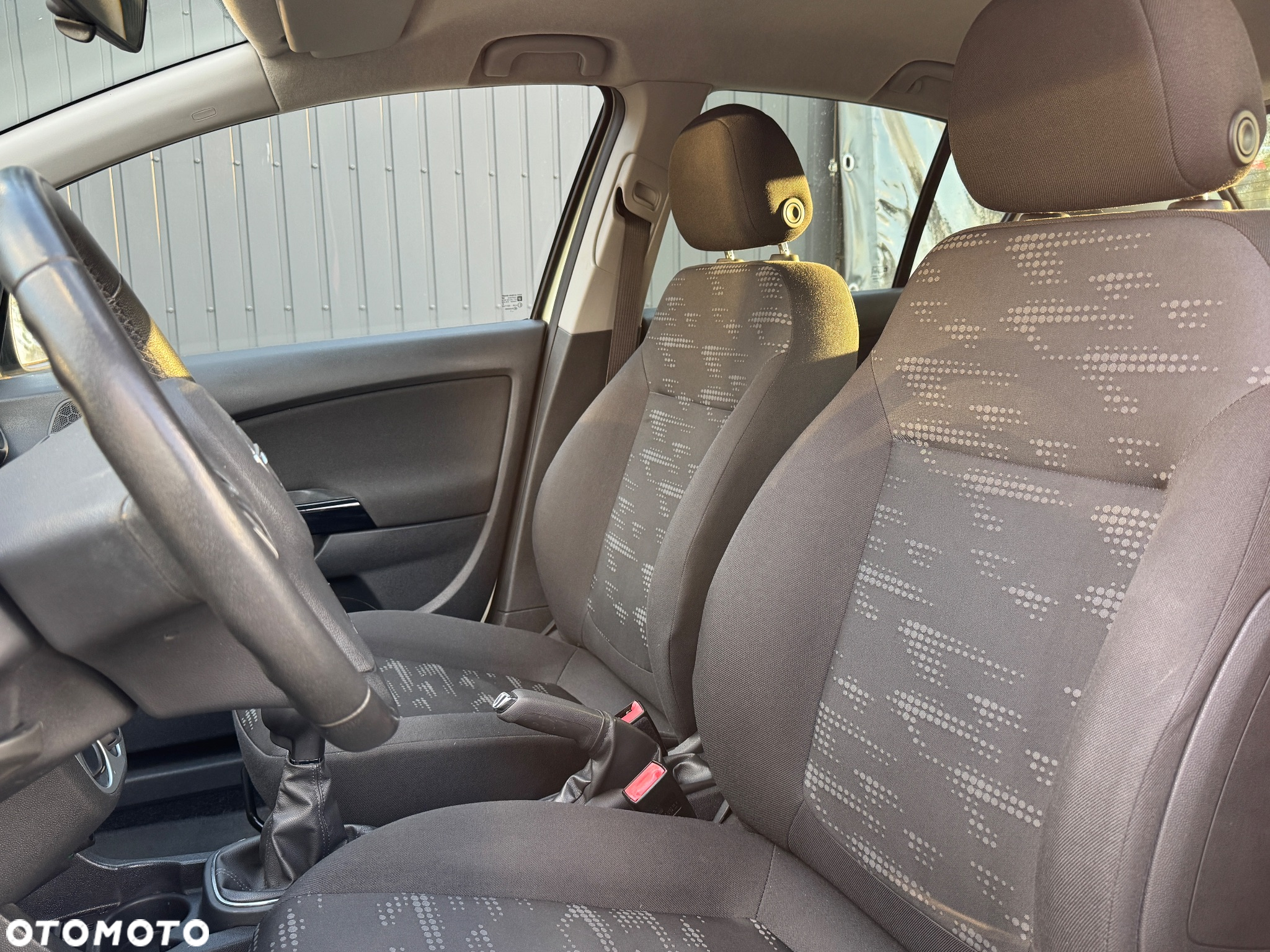 Opel Corsa 1.4 16V Satellite - 10