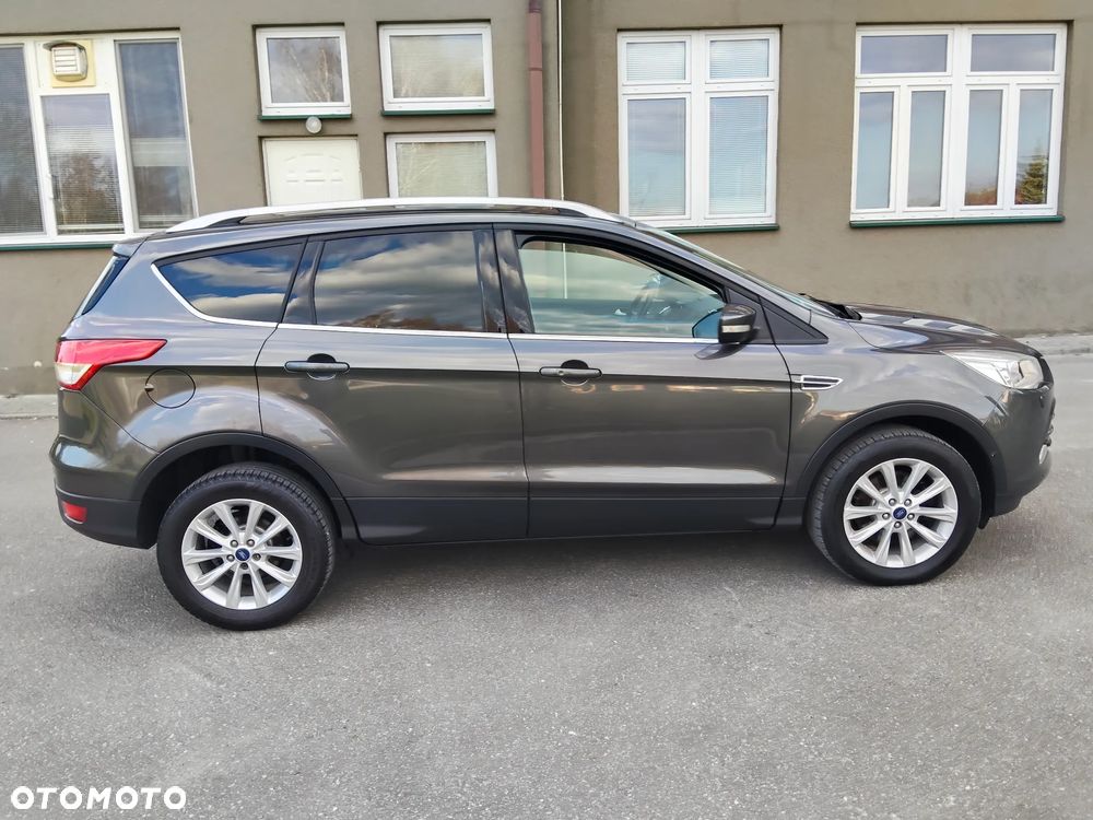 Ford Kuga 2.0 TDCi 4x4 Titanium - 4