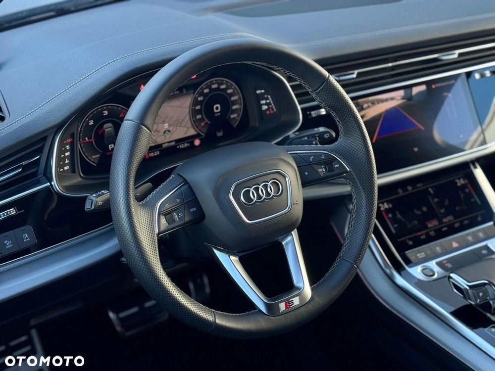Audi Q7 - 10