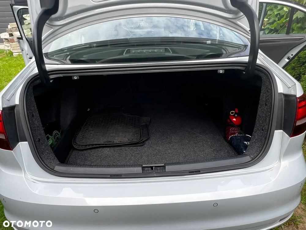 Volkswagen Jetta 2.0 TDI DPF BMT Comfortline - 14
