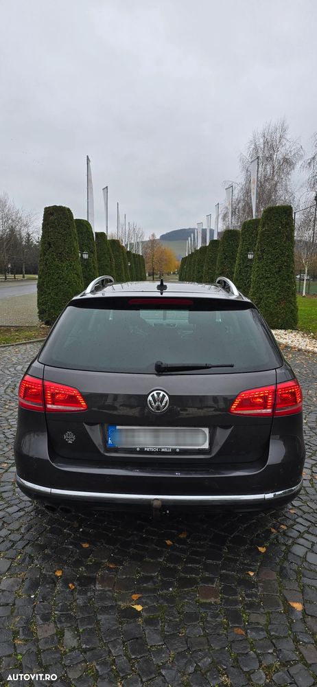 Volkswagen Passat Variant 2.0 TDI DPF DSG Highline - 5