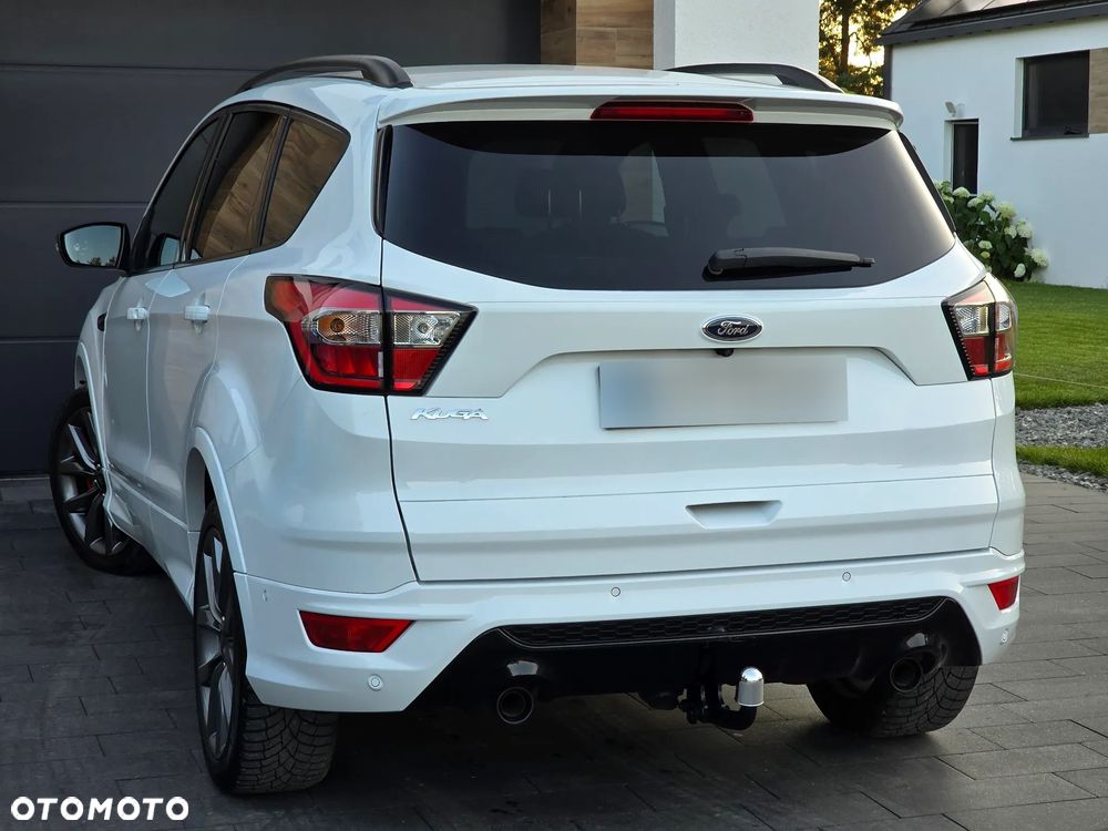 Ford Kuga 2.0 TDCi FWD ST-Line - 4