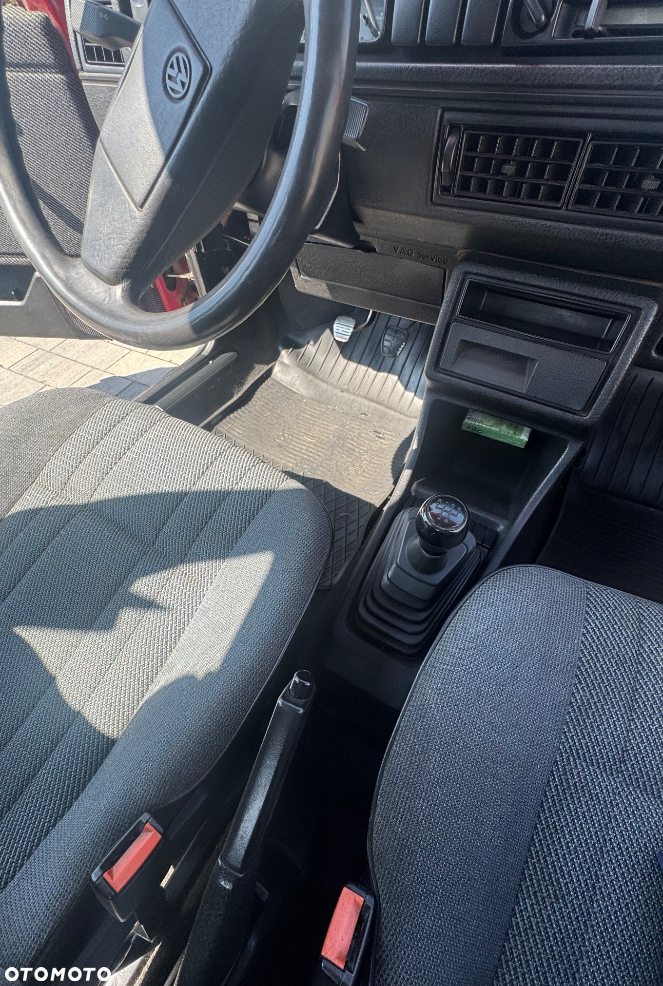 Volkswagen Golf 1.6 CL - 18