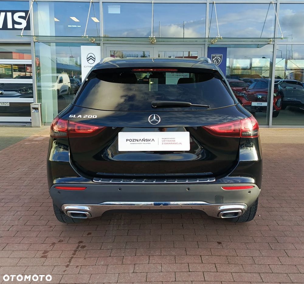 Mercedes-Benz GLA 200 Style - 6