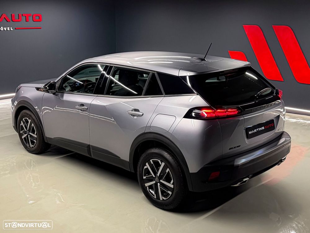 Peugeot 2008 - 8