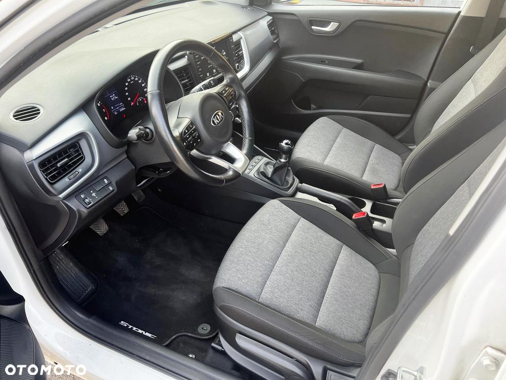 Kia Stonic 1.2 Spirit - 11
