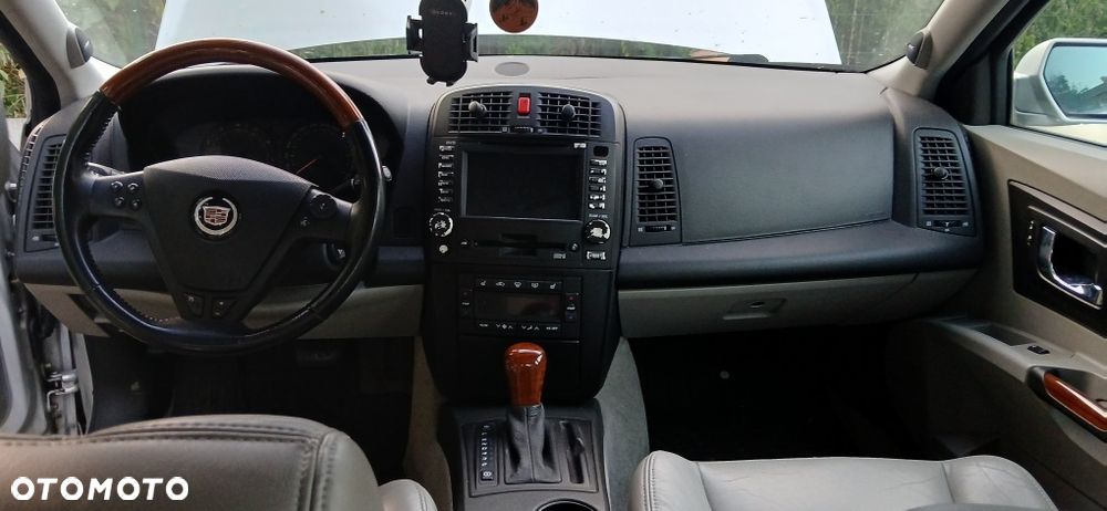 Cadillac CTS - 2
