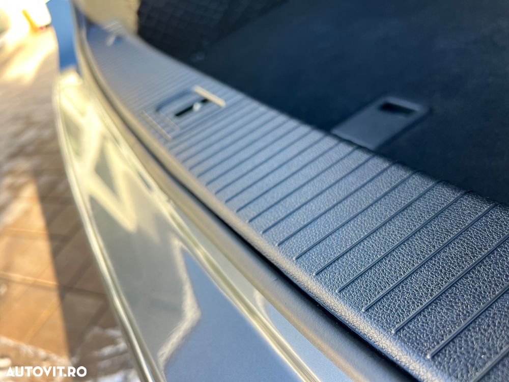 Mercedes-Benz E 250 CDI 4MATIC Aut. - 38