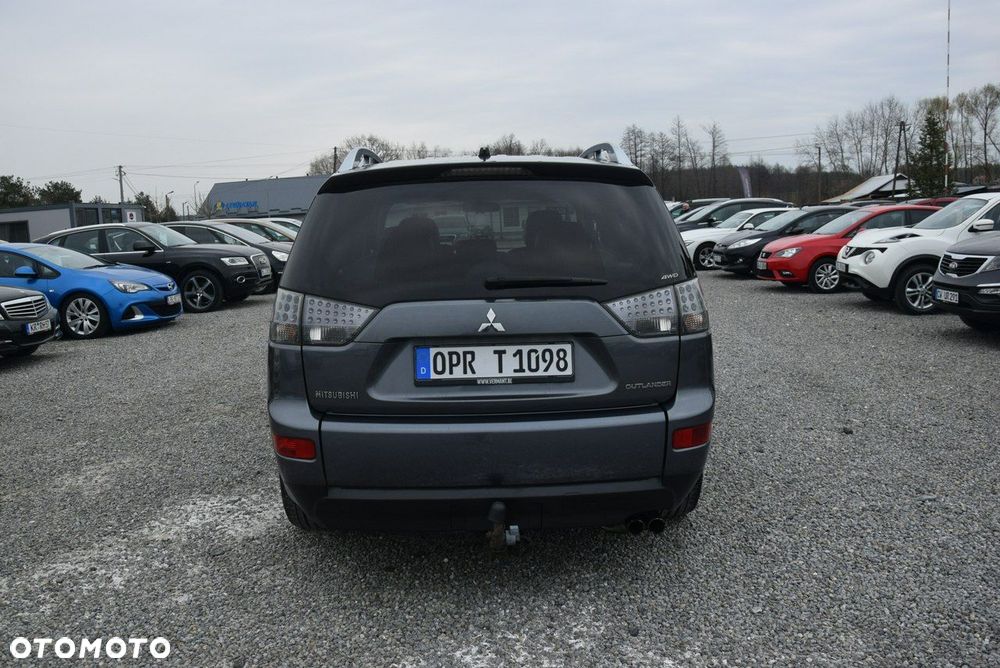 Mitsubishi Outlander 2.0 DI-D 4WD Inform - 12