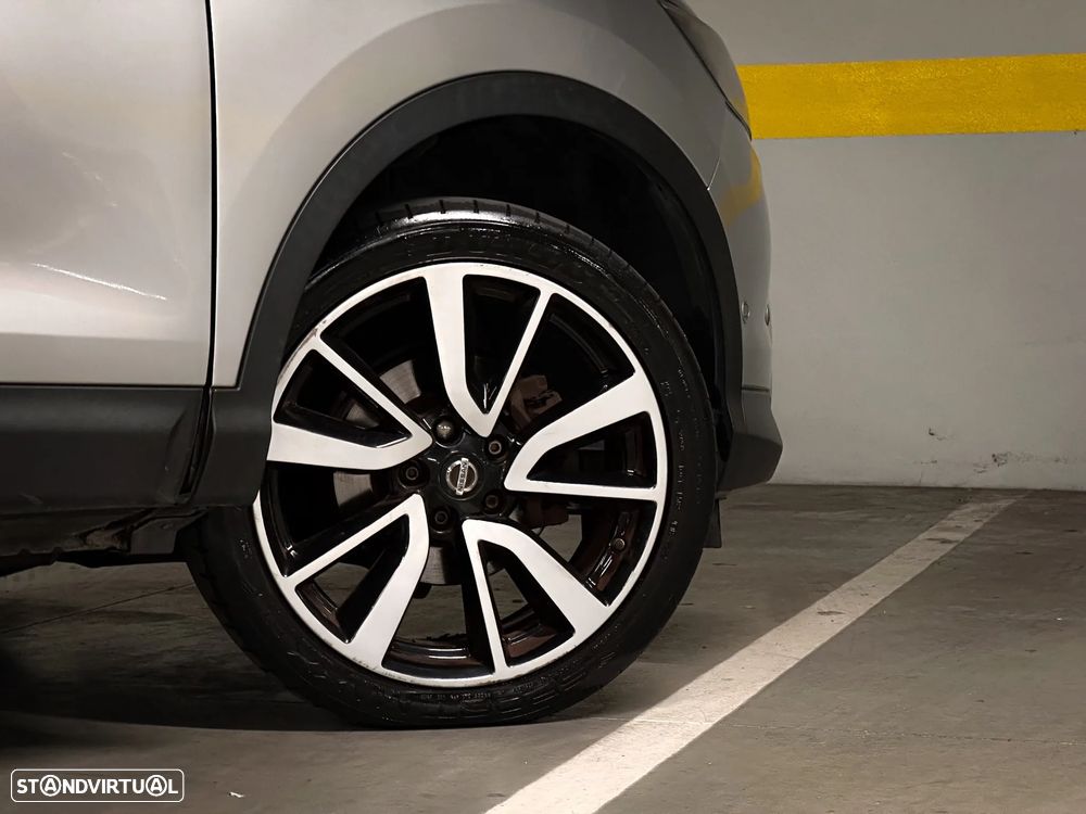 Nissan Qashqai 1.5 dCi TEKNA+ - 4