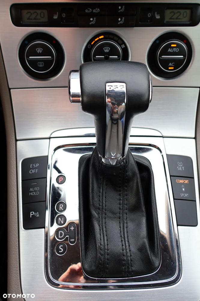 Volkswagen Passat 2.0 TDI DPF Highline DSG - 11