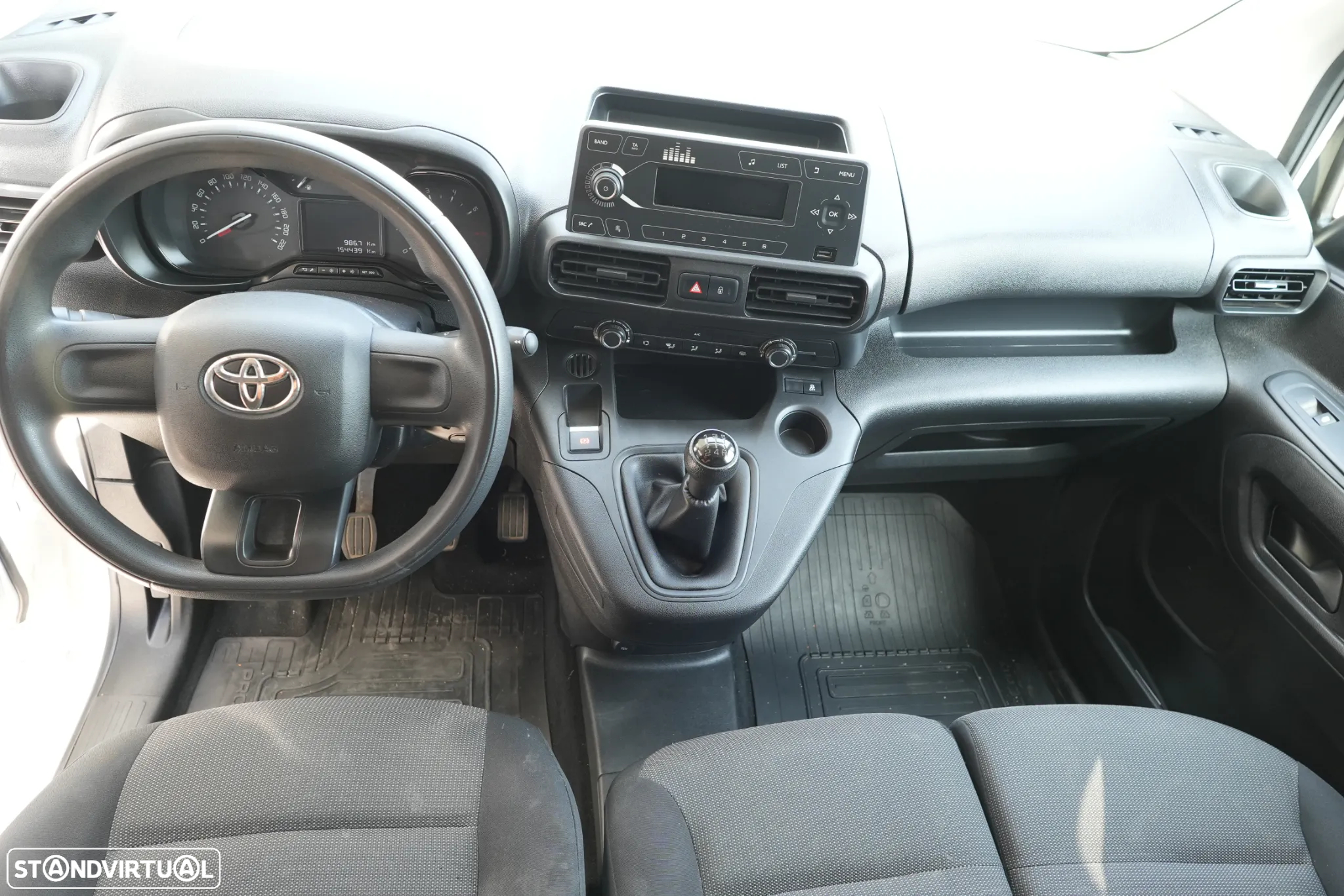 Toyota Proace City 1.5D4D 102cv - 12