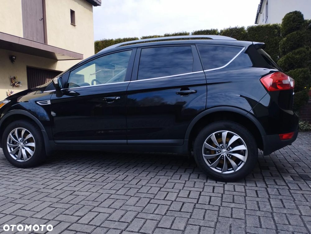 Ford Kuga 2.0 TDCi 4WD Titanium - 17