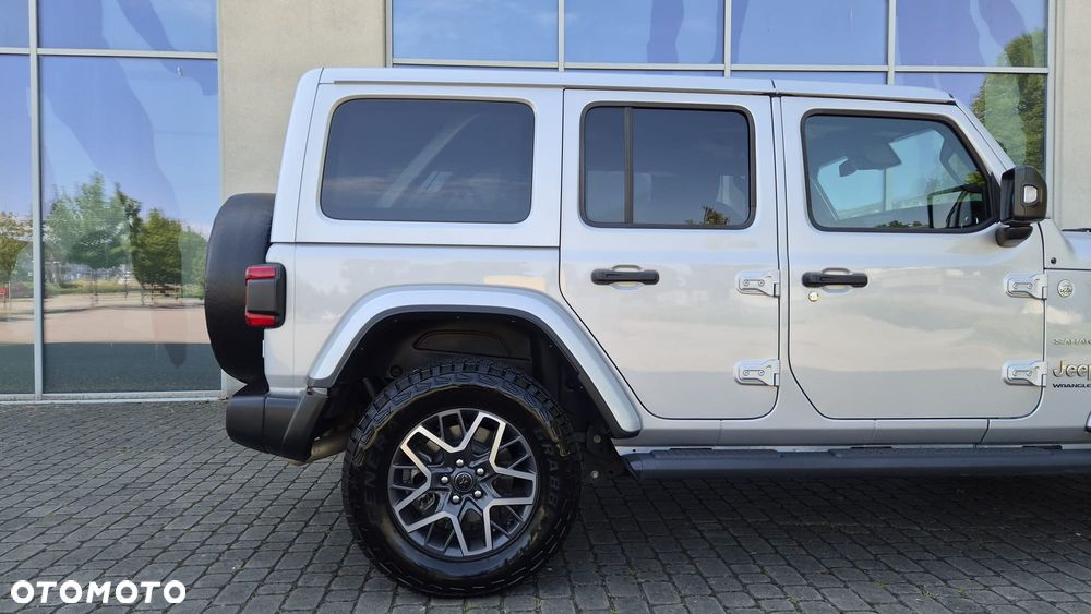 Jeep Wrangler Unlimited GME 2.0 Turbo Sahara - 4