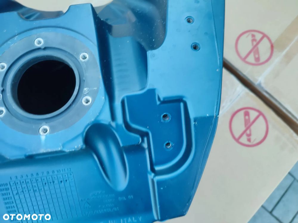 Bak, zbiornik paliwa KTM 390 Adventure - 34