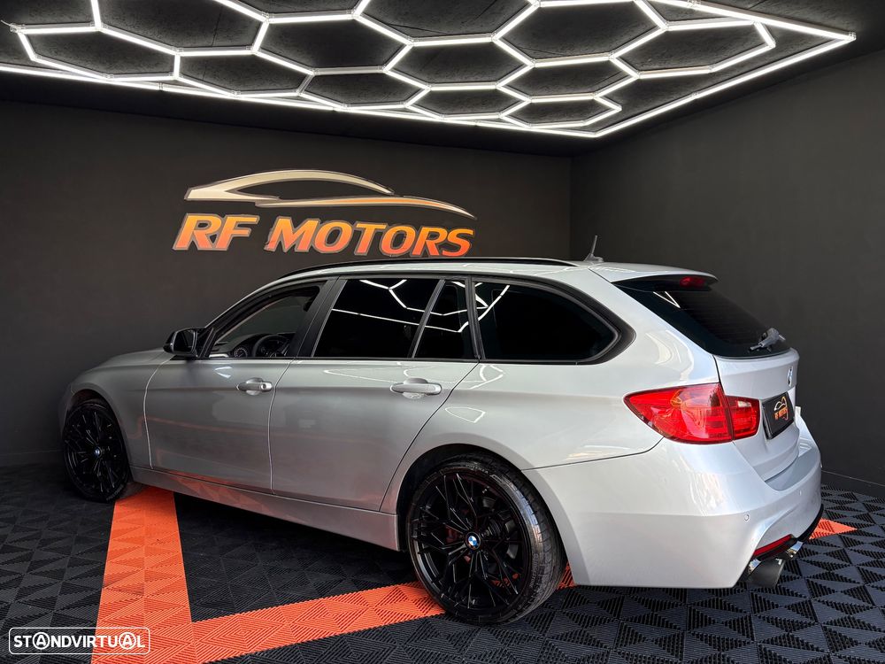 BMW 320 d Touring Aut. Sport Line - 32