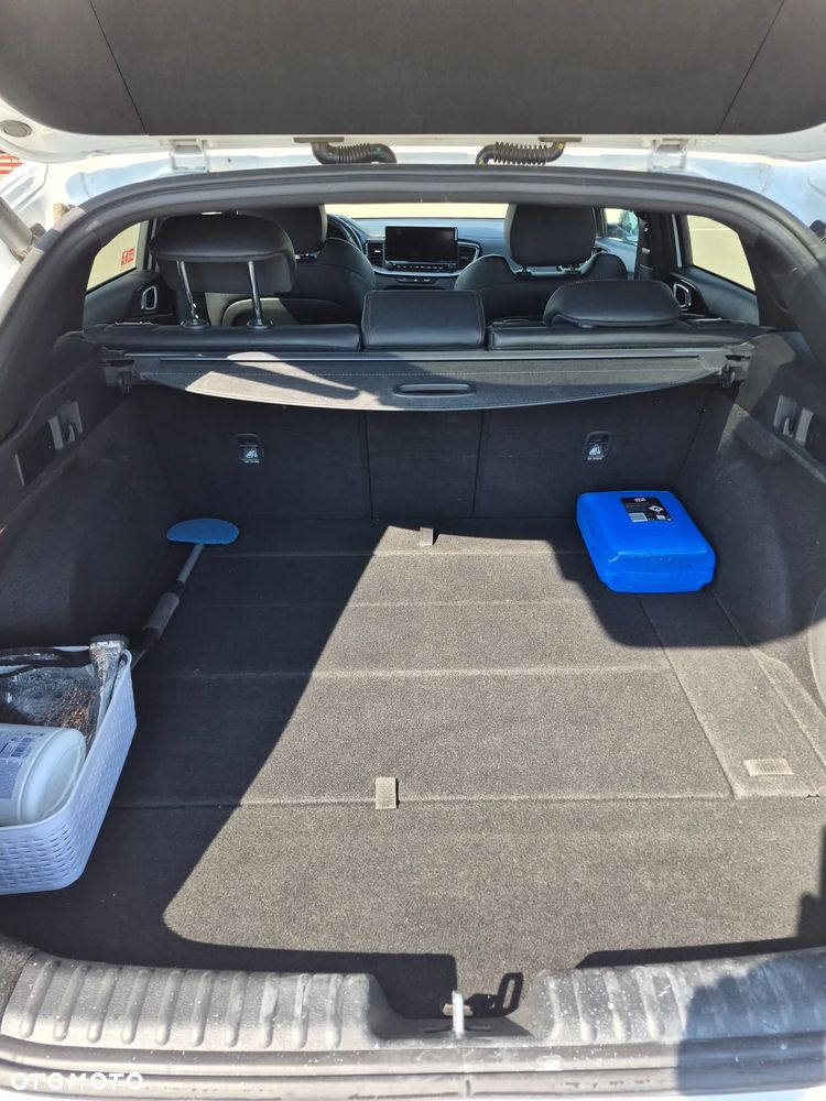 Kia ProCeed 1.6 T-GDI GT DCT - 2