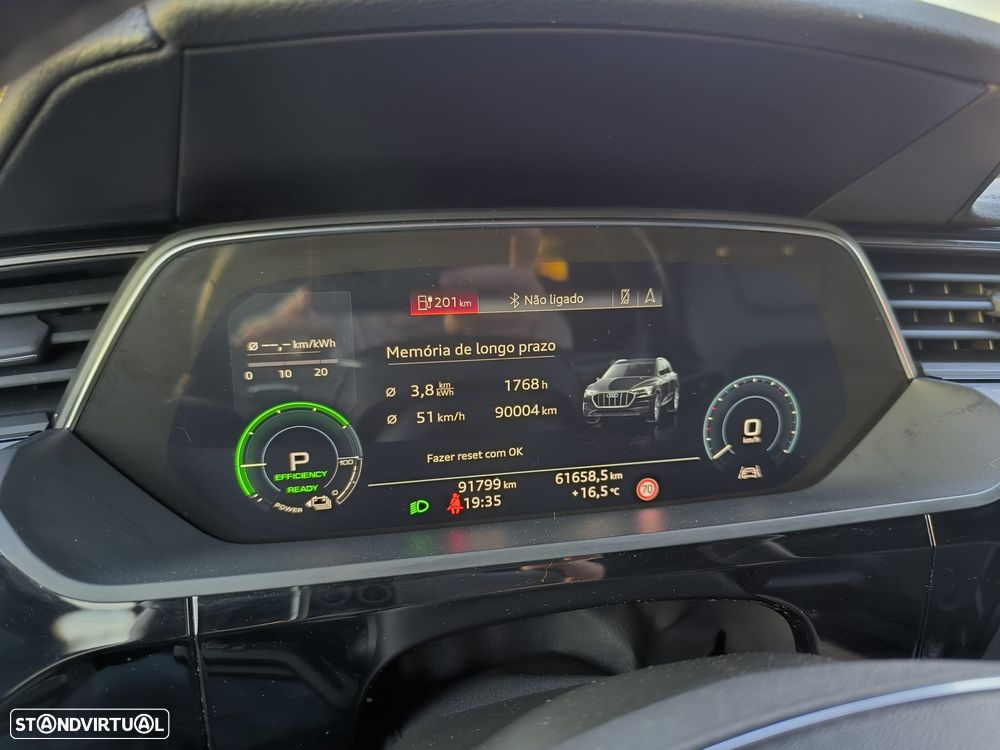 Audi e-tron 50 quattro S line - 45