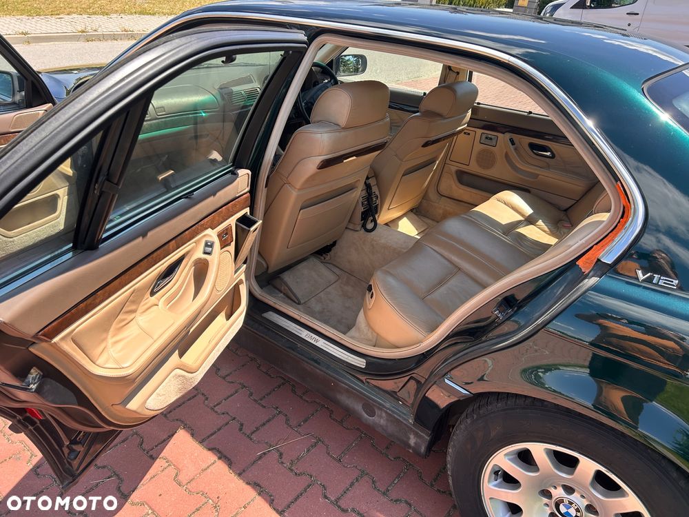 BMW Seria 7 750iL - 7