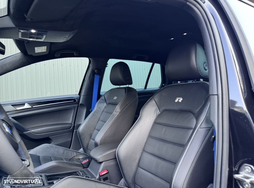 VW Golf R 4Motion (BlueMotion ) DSG - 18