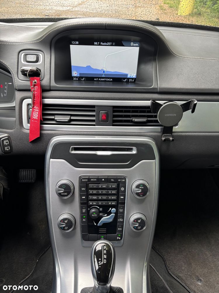 Volvo XC 70 - 10