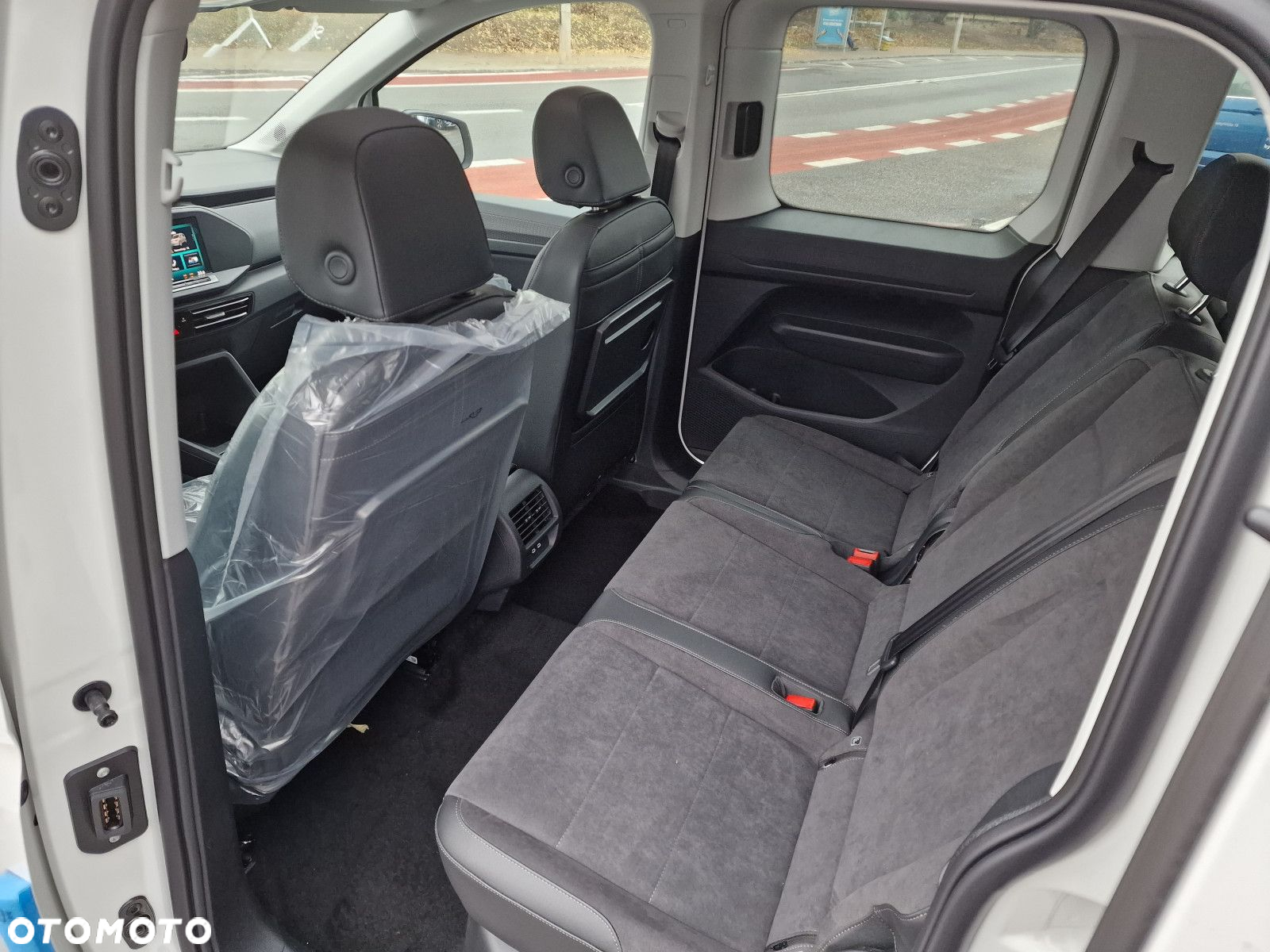 Volkswagen Caddy - 28