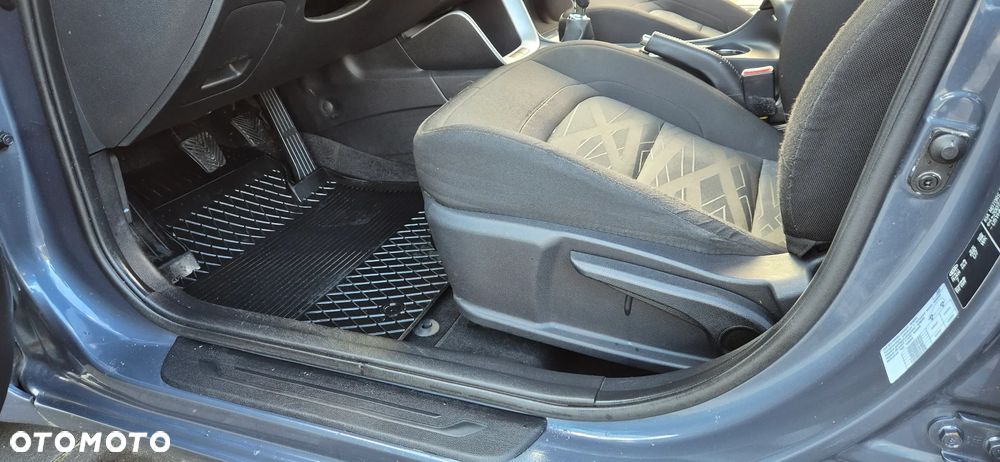 Kia Ceed - 18