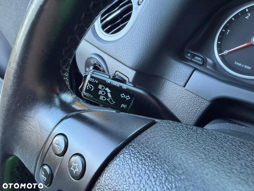 Volkswagen Tiguan - 26