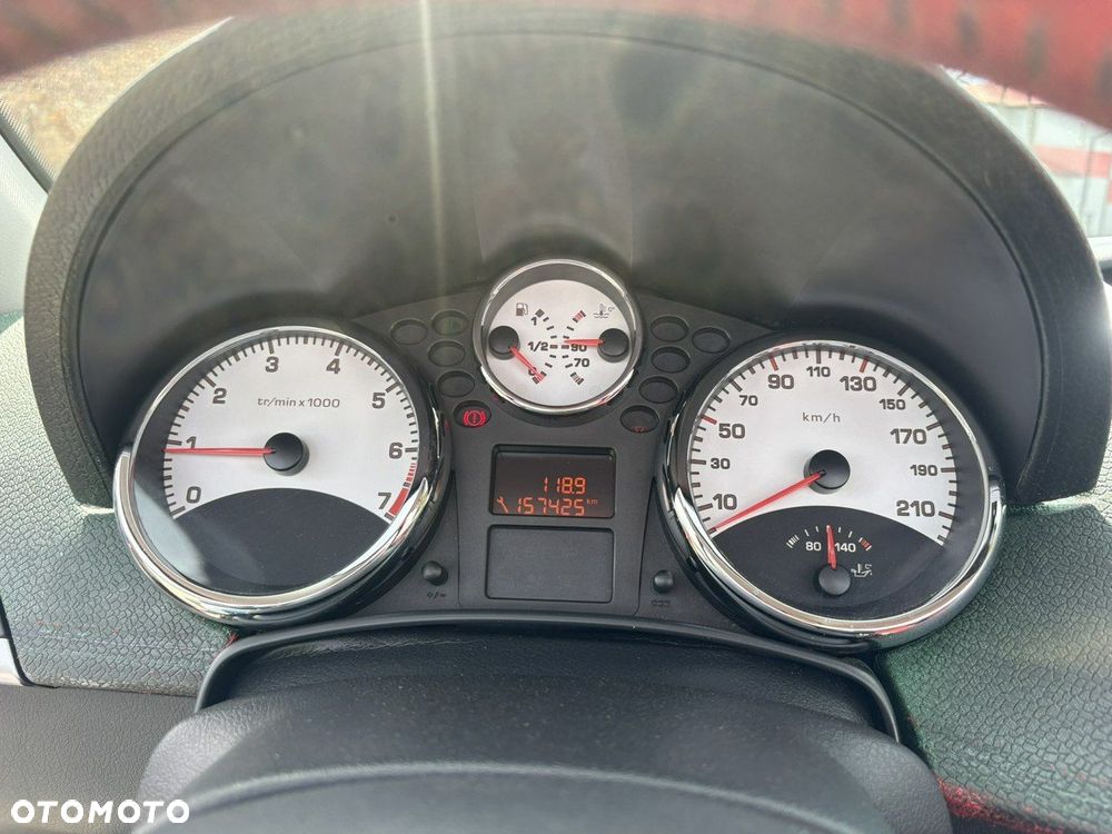 Peugeot 207 CC - 10