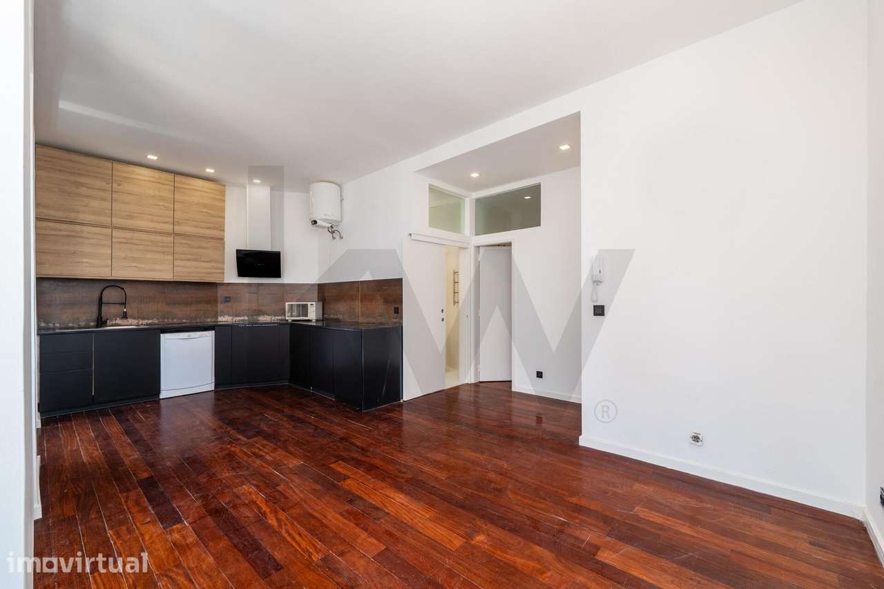 APARTAMENTO T1 COM VARANDA - CAMPO DE OURIQUE - AMOREIRAS - Grande imagem: 4/12