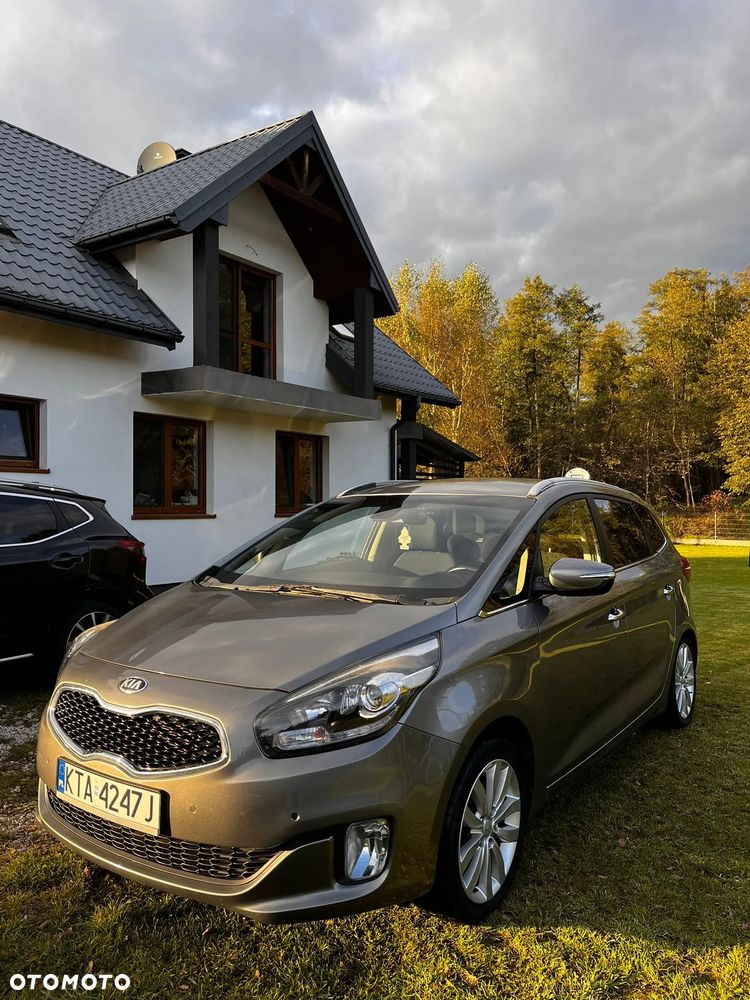 Kia Carens 1.7 CRDi 115 UEFA EURO 2016 - 7