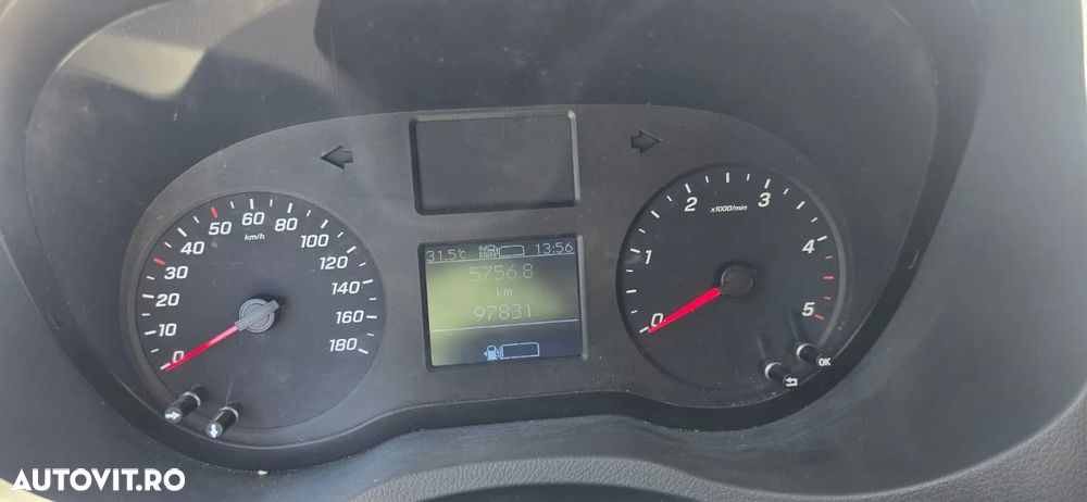 Mercedes-Benz Sprinter - 15