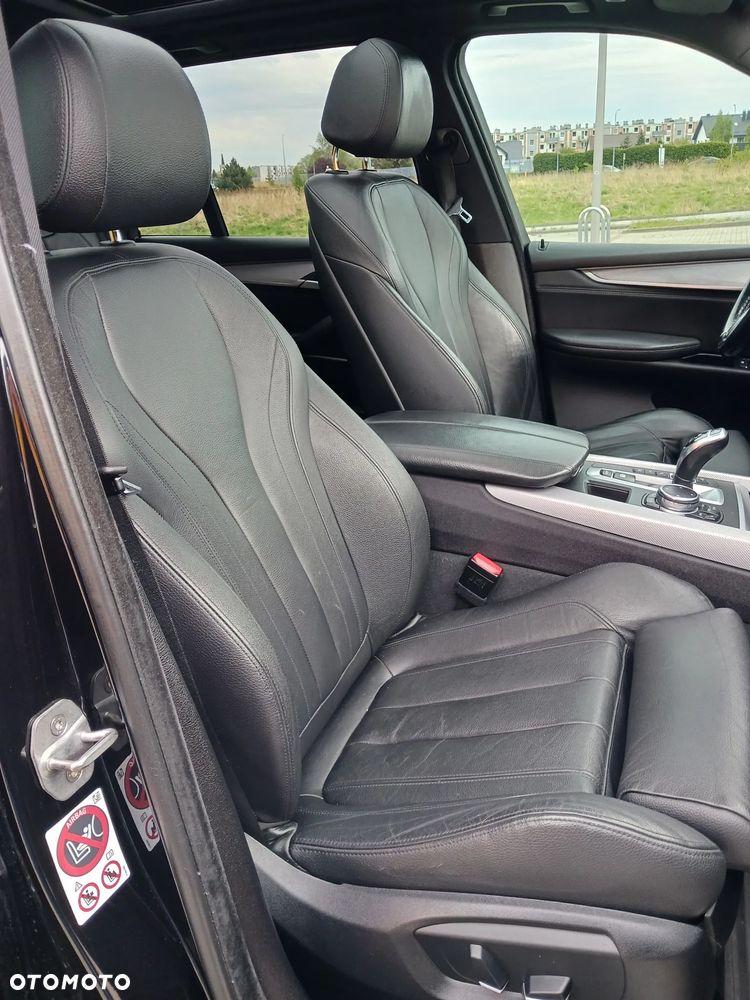 BMW X5 M M50d - 10