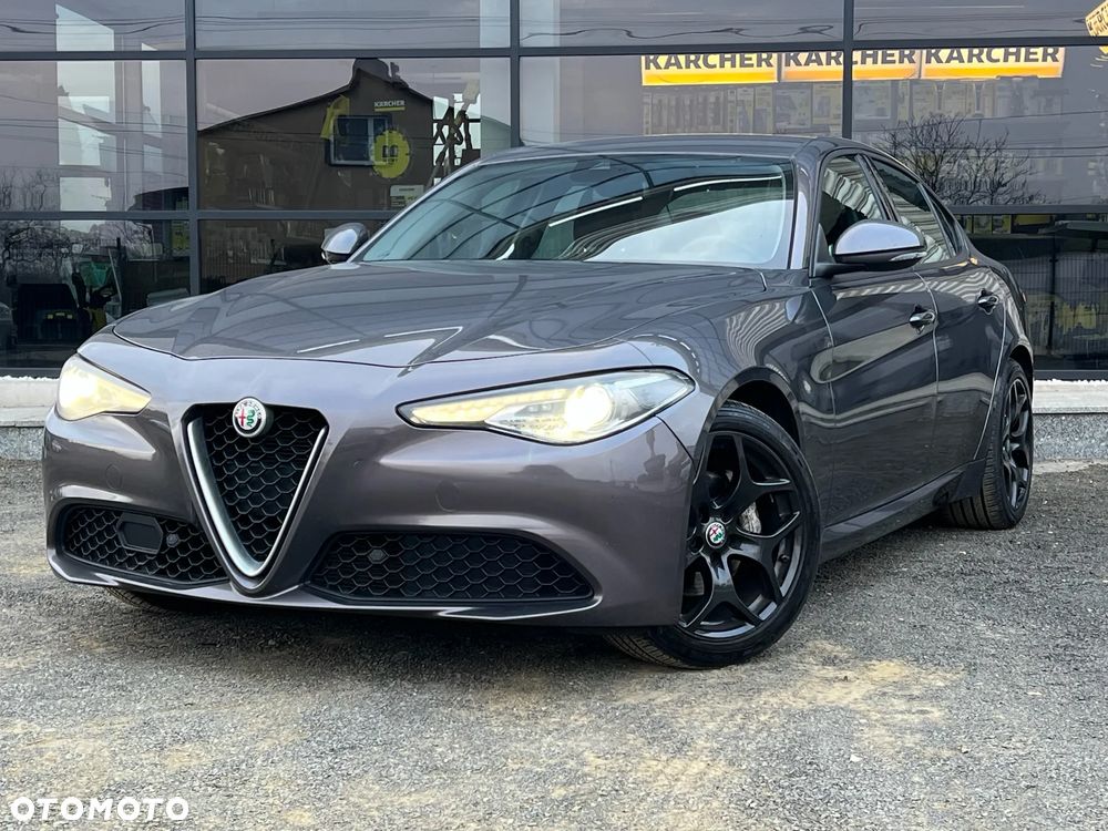 Alfa Romeo Giulia 2.0 Turbo Business - 2