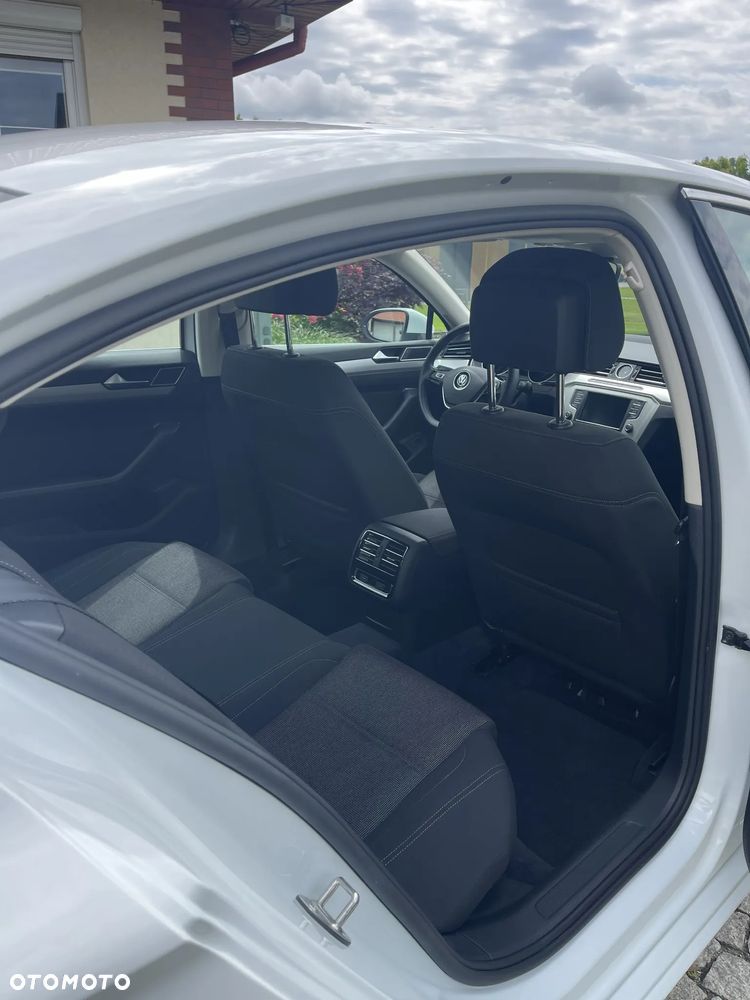Volkswagen Passat 1.8 TSI BMT Comfortline - 8