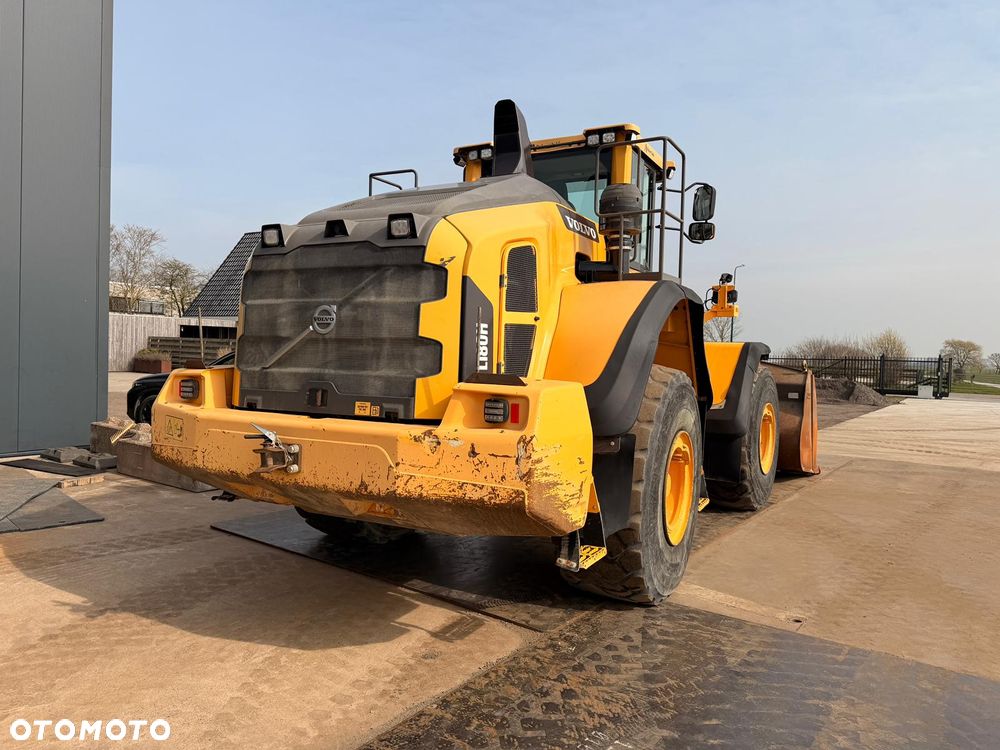 Volvo L180H - 4