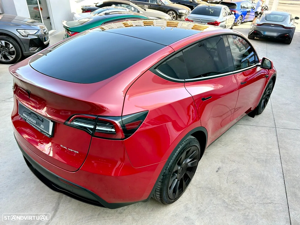 Tesla Model Y Long Range Dual Motor AWD - 43