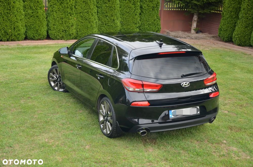 Hyundai i30 N 2.0 T-GDI - 11