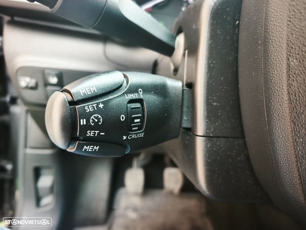 Citroën C3 1.2 PureTech Shine - 11