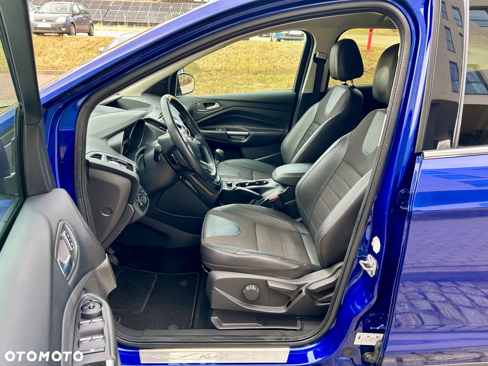 Ford Kuga 2.0 TDCi 2x4 Titanium - 15