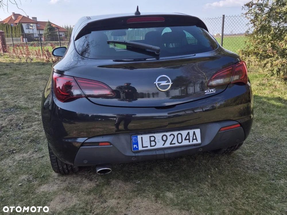 Opel Astra 1.6 Turbo Sport - 10