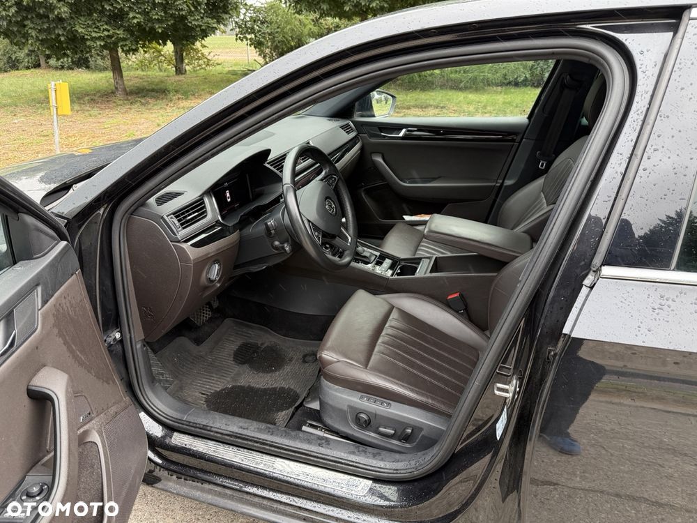 Skoda Superb 2.0 TSI 4x4 L&K DSG - 9